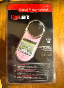 Gigaware 1.5" Screen Digital Photo Keychain Keyring Pink - Picture 1 of 2