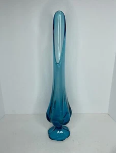 Jarrón Mid Century moderno LE Smith oscilante con pedestal de vidrio elástico azul aguamarina 20” MCM - Imagen 1 de 10