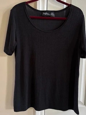 Bufanda mágica negra manga corta top talla 1X-2X Foto 1 de 3