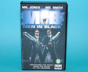 VHS MIB MEN IN BLACK 1998 PAL DUTCH SUBS 1997 COLUMBIA TRISTAR HOME VIDEO - Picture 1 of 3