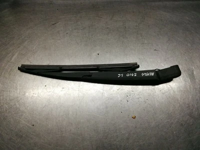 VAUXHALL ASTRA J MK6 1.6 PETROL 2010 REAR WINDOW WIPER ARM - Image 1 of 2