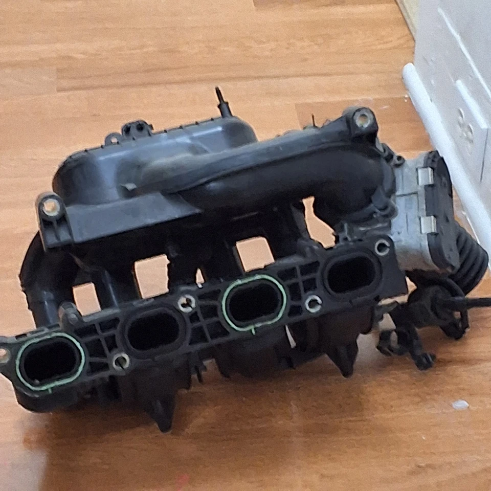 Intake Manifold CJ5Z9424E for Ford Focus 2013-19 - Image 1 of 4