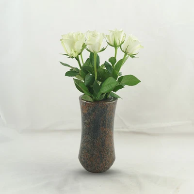 Grabvase Atria 22cm Granit Gneis rötlich-grau – robust & wetterfest - Bild 1 von 3