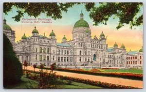 Parliament Buildings Victoria BC Canada Architecture Vintage Postcard - Picture 1 of 3