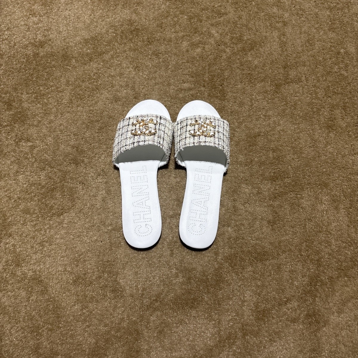 最終お値下げ❗️CHANEL ホワイト ストラップサンダル CHANEL White Sandals for Women for sale - eBay
