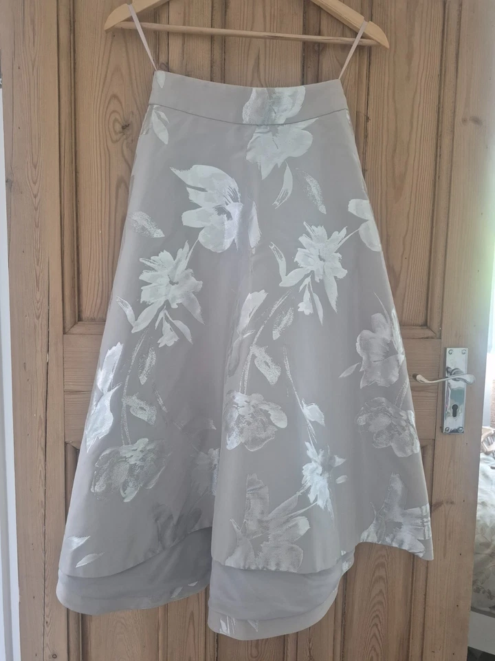 Coast midi skirt size 6 - Image 1 of 1