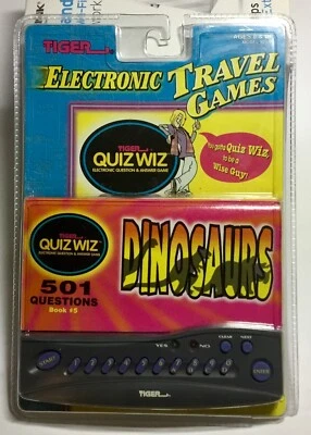 Tiger QUIZ WIZ 1996 juego de viaje electrónico con folleto de preguntas de dinosaurios NUEVO Foto 1 de 4