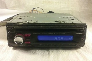 Sony CDX GT220 CD Player In Dash Receiver - Picture 1 of 2