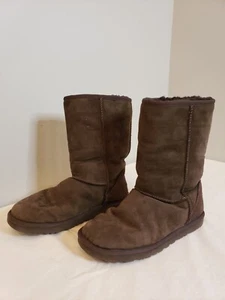 UGG Australia Women's Mid-Calf Sheepskin Boots Chocolate Brown Style 3178 - Picture 1 of 7