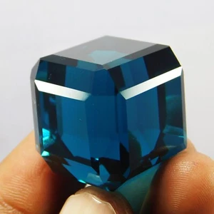 Natural 136.30 Ct Brazilian Blue Topaz Cube Cut Loose Gemstone Certified - Picture 1 of 6