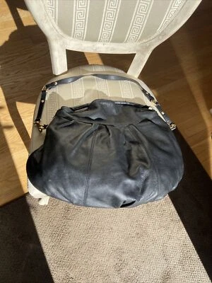 GENUINO BOLSO DE MANO DE CUERO NEGRO DE DISEÑADOR STEVEN BY STEVE MADDEN PARA MUJER Foto 1 de 4