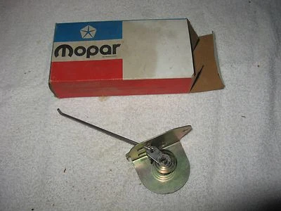 Новый из старых запасов Mopar 1973-75 Dodge Truck? Дульная насадка на 2 ствола - Изображение 1 из 2