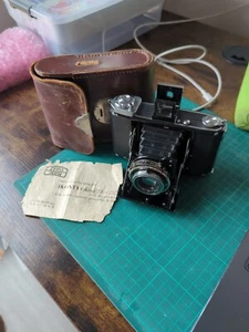 Vintage Zeiss Ikon Camera - Folding Bellows Konia 521 / 16 -F7.5 lens with case - Picture 1 of 12