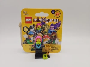 Lego Minifigures Series 25 Gamer Girl E-sports W/ Extra Headphones  Open Box  - Picture 1 of 1