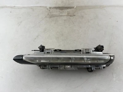 OEM | 2010 - 2013 Mercedes-Benz S500 LED DRL Light (Right/Passenger) #89090204 Foto 1 de 4