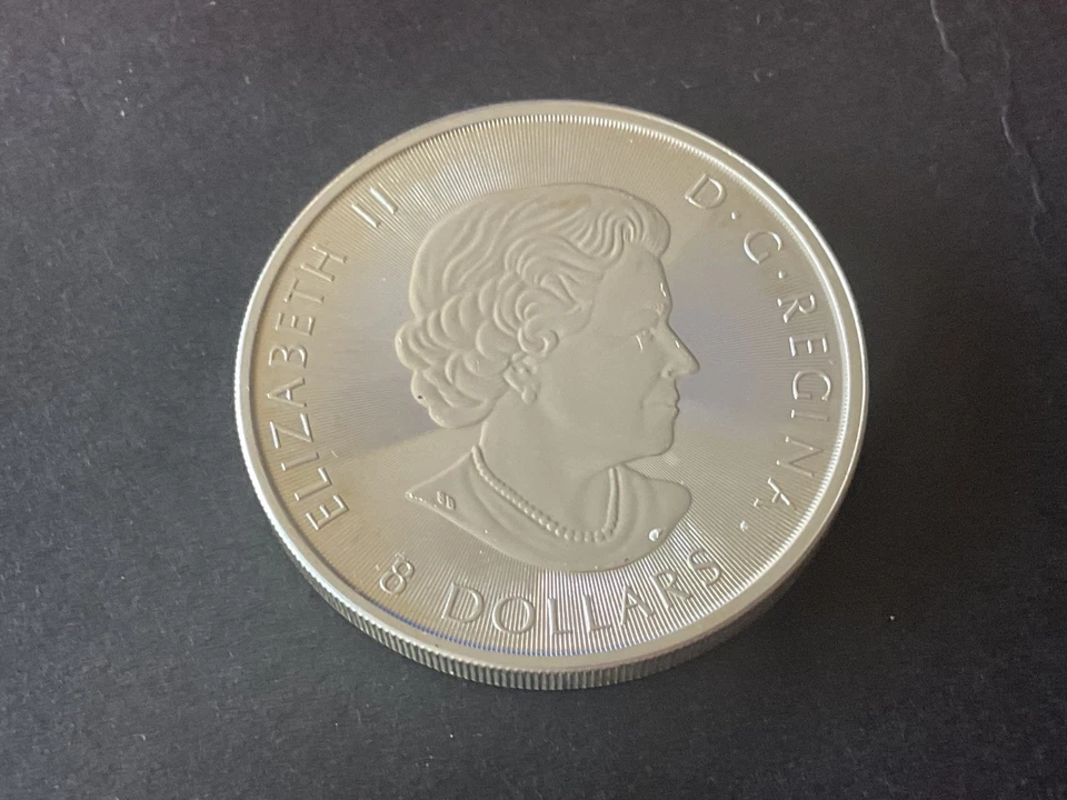 🔴 CANADA ELIZABETH II 1.25 OUNCES .9999 SILVER PROOF COLLECTORS COIN 🟢 - Image 1 of 3