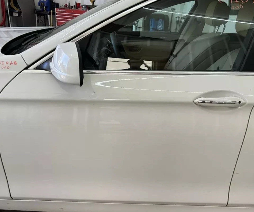 BMW 528i 2011-2016 puerta trasera del conductor eléctrica tinte verde Foto 1 de 2