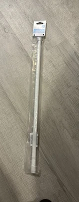 "Varilla de tensión de resorte ovalada Room Essentials 22-36""" Foto 1 de 4