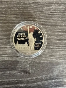 1986 S Statue of Liberty Coin 90% Silver Dollar PROOF $1 Dollar Coin In Capsule - Picture 1 of 2