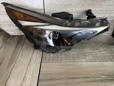 ✅ 2021 2022 2023 HYUNDAI ELANTRA HALOGEN LED HEADLIGHT RIGHT PASSENGER - Image 1 of 4