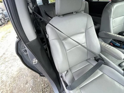 2016-2022 HONDA PILOT RIGHT FRONT SEAT BELT GRAY TC:-B-B 3.5L AT AWD 144K 58113 - Image 1 of 4