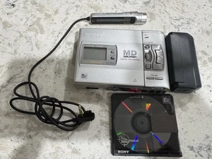 Sony MZ-R50 MiniDisc Recorder - Picture 1 of 3