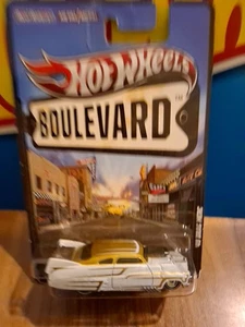 Hot Wheels 2011 BOULEVARD WHITE 49 DRAG MERC Legends 🔥D-E - Foto 1 di 7