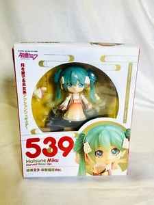 SUPERB Hatsune Miku Harvest Moon Nendoroid No. 539 Japan Anime Figure Faux? - Picture 1 of 7