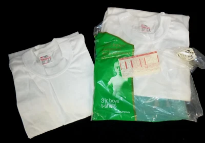 Nuevo Paquete de 2 Camisetas De Colección Años 60/70 Towncraft Niños Blanco Talla 6-7 Foto 1 de 4