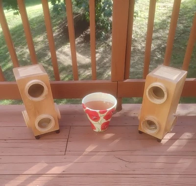 Contenitori altoparlanti personalizzati rovere rosso - Immagine 1 di 2