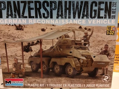 Monogram 85-7856 Panzerspahwagen Sd.Kfz.232  1/35 - Immagine 1 di 2