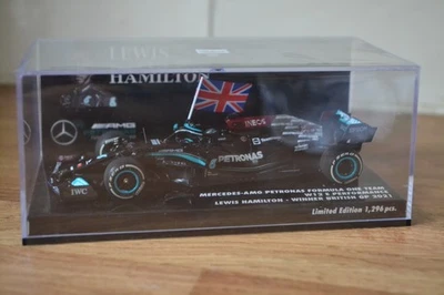 MINICHAMPS /F1 2021 MERCEDES AMG W12 E PER LEWIS HAMILTON - 1/43 SCALE MODEL CAR - Image 1 of 4