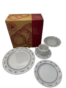 Longaberger Pottery WT Classic Blue 5pc Setting Dish Dinner Lunch Plate Cup Bowl - Picture 1 of 9