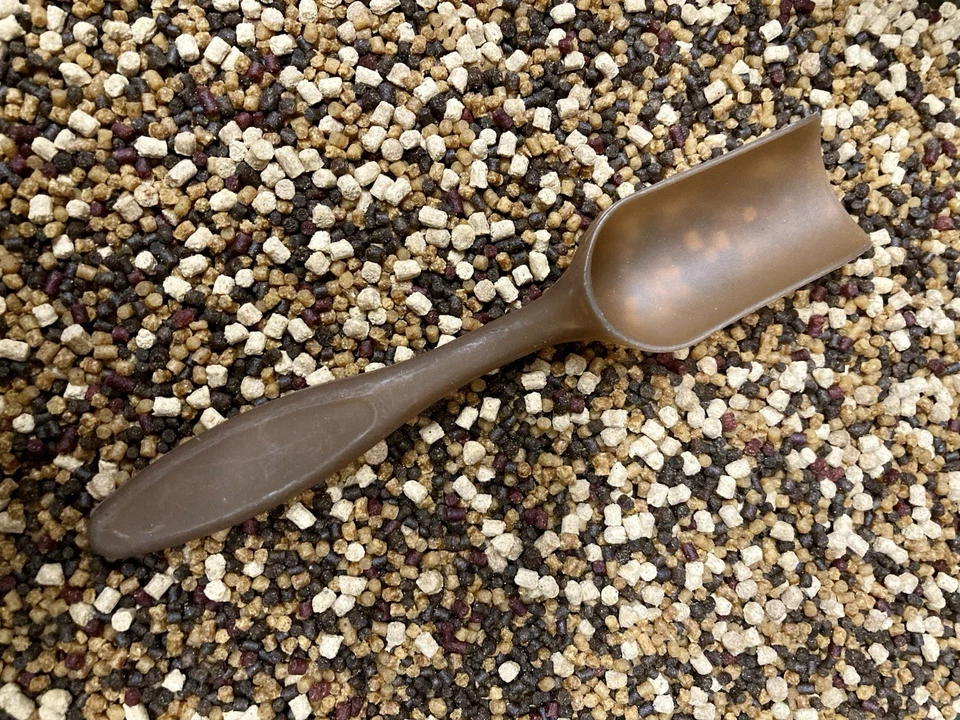 1kg Mixed Micro Pellets 2mm, PVA Carp Coarse Fishing Pellets - Image 1 of 1