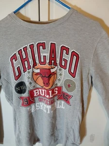 NBA Chicago Bulls 1966 Sweater/Small - Picture 1 of 5