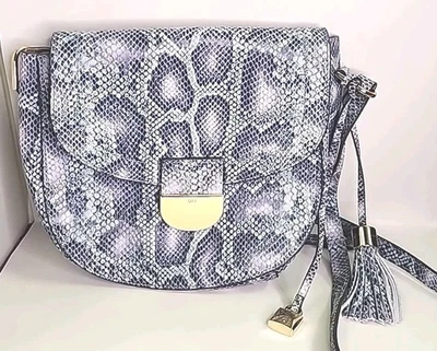 G.I.L.I. Bolso Bandolera Sillín Cuero Cobra Azul Teal - QVC (Usado, Excelente) Foto 1 de 4