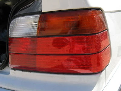 Правый задний фонарь BMW E36 M3 1995-96-97-1998 328i 325i - Изображение 1 из 2