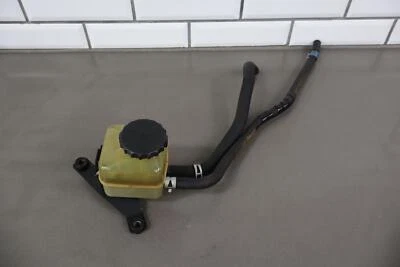 03-07 Toyota Land Cruiser LX470 4.7L Power Steering Reservoir - Image 1 of 4