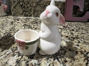 1980 Avon Ceramic White Bunny Rabbit Pink Candle Holder Basket, Vintage. - Picture 1 of 6