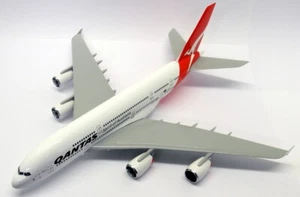 Unbranded 19" (W/S) AF3 Airbus A380 Quantas VH-008 Large Resin Airplane - Picture 1 of 9