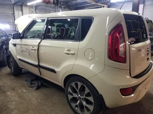 Engine ECM Electronic Control Module Canada Market 2.0L Fits 12-13 SOUL 388783 - Picture 1 of 6