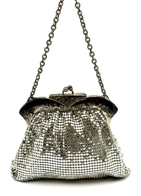 Vintage Whiting & Davis Silver Mesh Clutch Purse Kiss Lock Chain Strap - Image 1 of 4