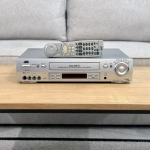 JVC HR-S9900U Super S-VHS SVHS TBC VCR **TOTALMENTE RECONSTRUIDO, BATERÍA DINÁMICA DESACTIVADA** - Imagen 1 de 7