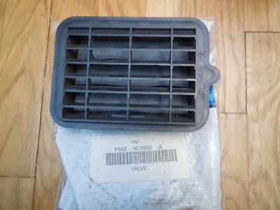 Panel de ventilación Ford Windstar 1995-1998 LH F58Z-1620892-A nuevo de lote Foto 1 de 2
