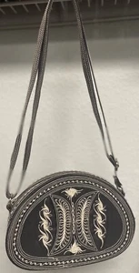 LAGA Shoulder/Crossbody Bag Embroidered Butterfly Zipper & Front Flap -Retired - Picture 1 of 13
