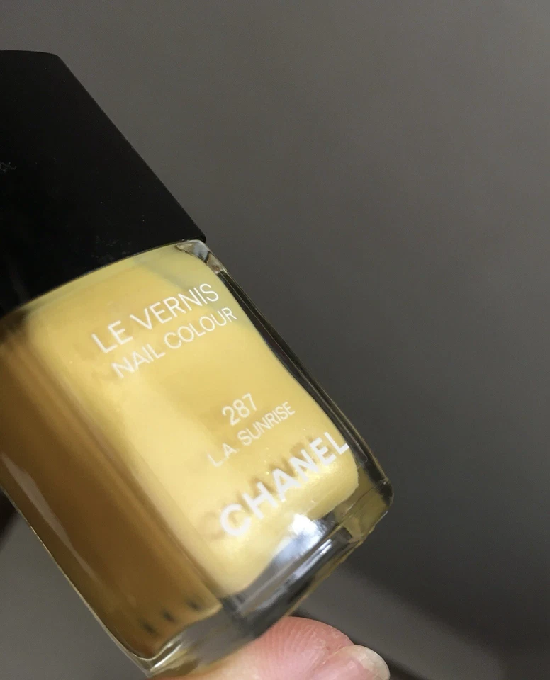 Chanel 287 L.A. Sunrise Le Vernis Robertson Boulevard Collection amarelo cintilante - Imagem 1 de 1