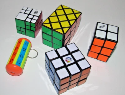 Rubik's 3X3X3 cube, WitEden and other puzzles lot  (T) - Image 1 of 2