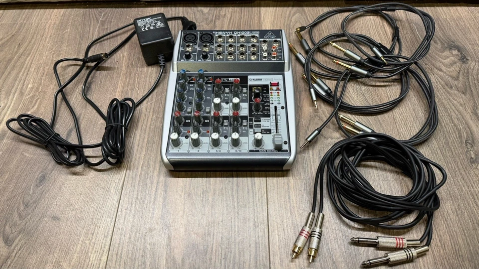 Behringer XENYX QX1002 USB Mischpult, inkl. vielen Anschlusskabeln - Bild 1 von 4