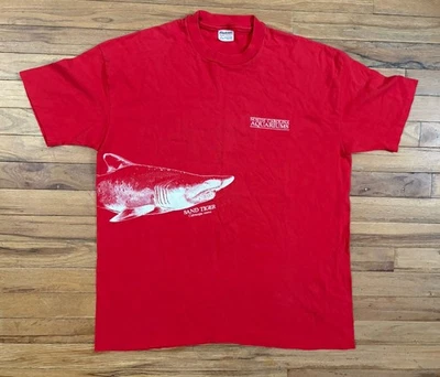 Camiseta envolvente vintage de acuarios de Carolina del Norte de una sola puntada grande para hombre Foto 1 de 4