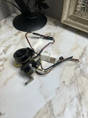 Par de altavoces tweeter delanteros Toyota Camry 1997-2001 (izquierdo y derecho) Foto 1 de 4